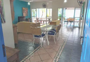 Foto 1 de Casa de Condomínio com 3 Quartos para alugar, 212m² em Balneário Praia do Pernambuco, Guarujá