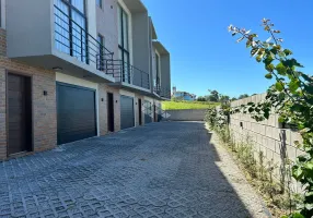 Foto 1 de Casa com 2 Quartos à venda, 134m² em Ferraz, Garopaba