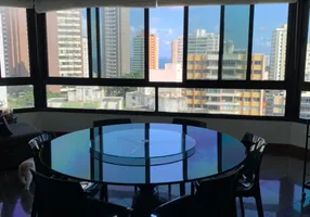 Foto 1 de Apartamento com 4 Quartos à venda, 479m² em Ondina, Salvador