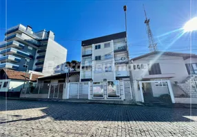 Foto 1 de Apartamento com 2 Quartos à venda, 50m² em Petrópolis, Caxias do Sul