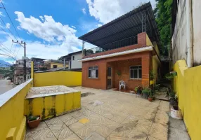 Foto 1 de Casa com 3 Quartos para alugar, 300m² em Miguel Couto, Nova Iguaçu