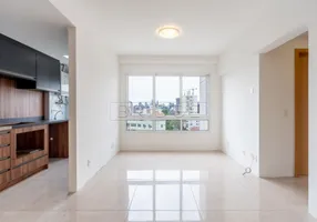 Foto 1 de Apartamento com 2 Quartos à venda, 56m² em Santa Cecília, Porto Alegre