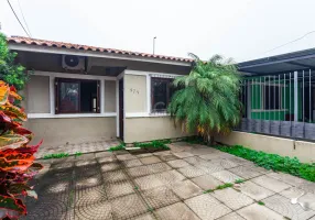 Foto 1 de Casa com 2 Quartos à venda, 72m² em Hípica, Porto Alegre