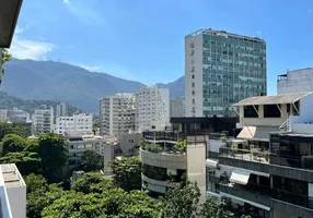 Foto 1 de Apartamento com 4 Quartos à venda, 184m² em Leblon, Rio de Janeiro