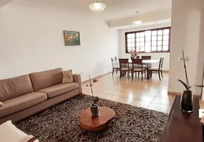 Foto 1 de Casa com 2 Quartos à venda, 195m² em Parque Casa de Pedra, São Paulo