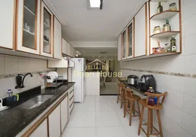 Foto 1 de Casa com 3 Quartos à venda, 120m² em Jardim Amália, Volta Redonda