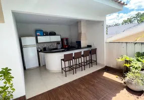 Foto 1 de Casa de Condomínio com 3 Quartos à venda, 300m² em Loteamento Portal do Sol II, Goiânia