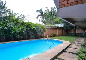 Foto 1 de Casa com 5 Quartos à venda, 580m² em Morumbi, São Paulo