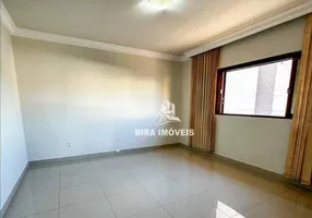 Foto 1 de Casa com 4 Quartos para alugar, 200m² em São Sebastião, Uberaba