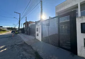 Foto 1 de Casa com 2 Quartos para alugar, 73m² em Itacolomi, Balneário Piçarras