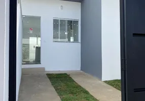 Foto 1 de Casa com 2 Quartos à venda, 360m² em Centro, Mateus Leme