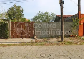 Foto 1 de Lote/Terreno à venda, 240m² em Jardim Três Marias, Peruíbe