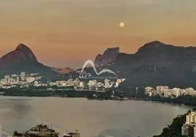 Foto 1 de Apartamento com 4 Quartos à venda, 286m² em Humaitá, Rio de Janeiro
