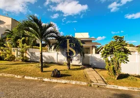Foto 1 de Casa de Condomínio com 4 Quartos à venda, 199m² em Estrada do Coco, Lauro de Freitas