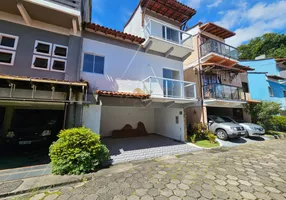 Foto 1 de Casa de Condomínio com 3 Quartos à venda, 140m² em Iúcas, Teresópolis
