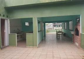 Foto 1 de Sobrado com 2 Quartos para alugar, 206m² em Centro, Belford Roxo