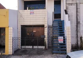 Foto 1 de Casa com 3 Quartos para alugar, 130m² em Centro, Fortaleza