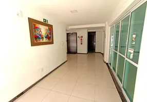 Foto 1 de Apartamento com 3 Quartos para alugar, 81m² em Atalaia, Aracaju