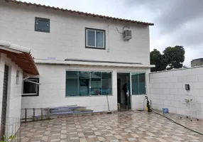 Foto 1 de Casa com 3 Quartos à venda, 230m² em Bonssucesso, Saquarema