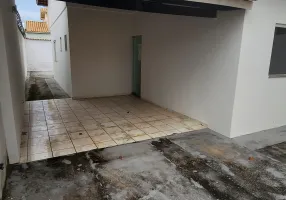 Foto 1 de Casa com 2 Quartos à venda, 84m² em Plano Diretor Sul, Palmas