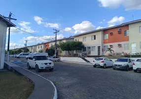 Foto 1 de Apartamento com 2 Quartos à venda, 50m² em Muchila I, Feira de Santana