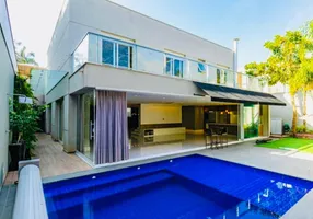 Foto 1 de Casa de Condomínio com 3 Quartos para venda ou aluguel, 600m² em Granja Julieta, São Paulo