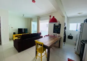Foto 1 de Apartamento com 2 Quartos à venda, 66m² em Praia De Palmas, Governador Celso Ramos