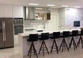 Foto 1 de Apartamento com 3 Quartos à venda, 204m² em Praia Brava, Itajaí