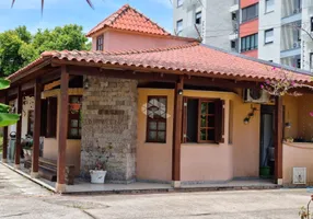 Foto 1 de Casa com 2 Quartos à venda, 776m² em Camaquã, Porto Alegre