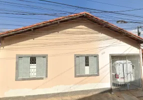 Foto 1 de Casa com 3 Quartos para alugar, 100m² em Boa Vista, Pouso Alegre