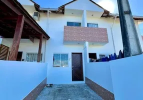 Foto 1 de Sobrado com 2 Quartos para alugar, 55m² em Itaum, Joinville