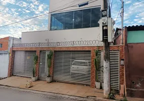 Foto 1 de Sobrado com 4 Quartos à venda, 286m² em Canjica, Cuiabá