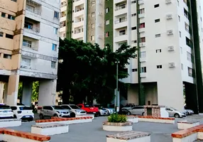 Foto 1 de Apartamento com 3 Quartos à venda, 67m² em Várzea, Recife