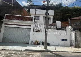 Foto 1 de Casa para alugar, 120m² em Cerâmica, Juiz de Fora