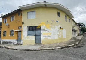Foto 1 de Casa com 9 Quartos à venda, 300m² em Jardim Pazini, Taboão da Serra