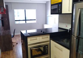 Foto 1 de Apartamento com 1 Quarto para alugar, 28m² em Bethaville I, Barueri