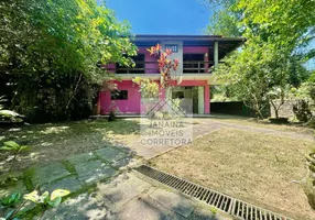 Foto 1 de Casa de Condomínio com 4 Quartos à venda, 224m² em Limoeiro, Guapimirim
