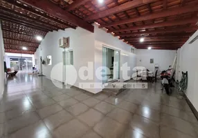 Foto 1 de Casa com 3 Quartos à venda, 220m² em Jardim America II, Uberlândia