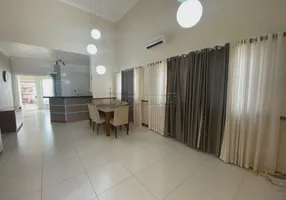 Foto 1 de Casa de Condomínio com 3 Quartos à venda, 150m² em Jardim Jockey Clube, São Carlos
