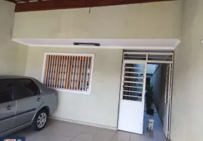 Foto 1 de Casa com 3 Quartos à venda, 126m² em Parque Flamengo, Guarulhos