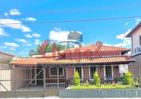 Foto 1 de Casa com 4 Quartos à venda, 200m² em Pontal de Santa Marina, Caraguatatuba