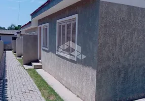 Foto 1 de Casa com 2 Quartos à venda, 47m² em Krahe, Viamão