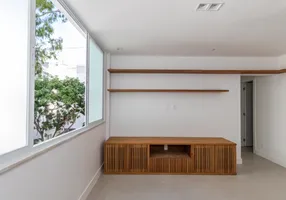 Foto 1 de Apartamento com 2 Quartos para alugar, 65m² em Ipanema, Rio de Janeiro