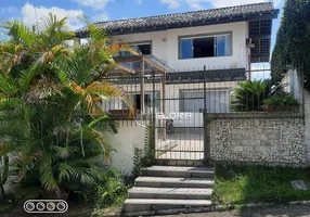 Foto 1 de Casa de Condomínio com 4 Quartos à venda, 550m² em Sapê, Niterói