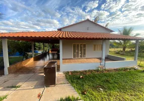 Foto 1 de Fazenda/Sítio com 3 Quartos à venda, 250m² em Centro, Bela Vista de Goiás