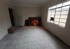 Foto 1 de Casa com 2 Quartos à venda, 170m² em Umuarama, Osasco