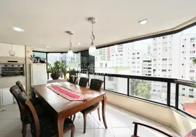 Foto 1 de Apartamento com 3 Quartos à venda, 95m² em Centro, Balneário Camboriú