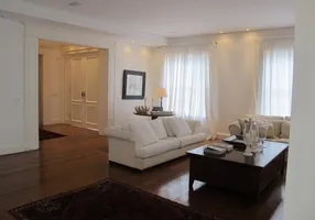 Foto 1 de Casa com 3 Quartos à venda, 142m² em Vila Libanesa, São Paulo