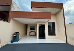 Foto 1 de Casa com 3 Quartos à venda, 75m² em Ipitanga, Lauro de Freitas