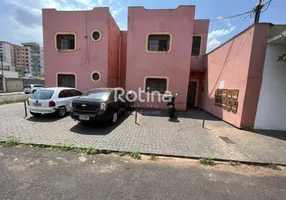 Foto 1 de Apartamento com 2 Quartos para alugar, 60m² em Martins, Uberlândia